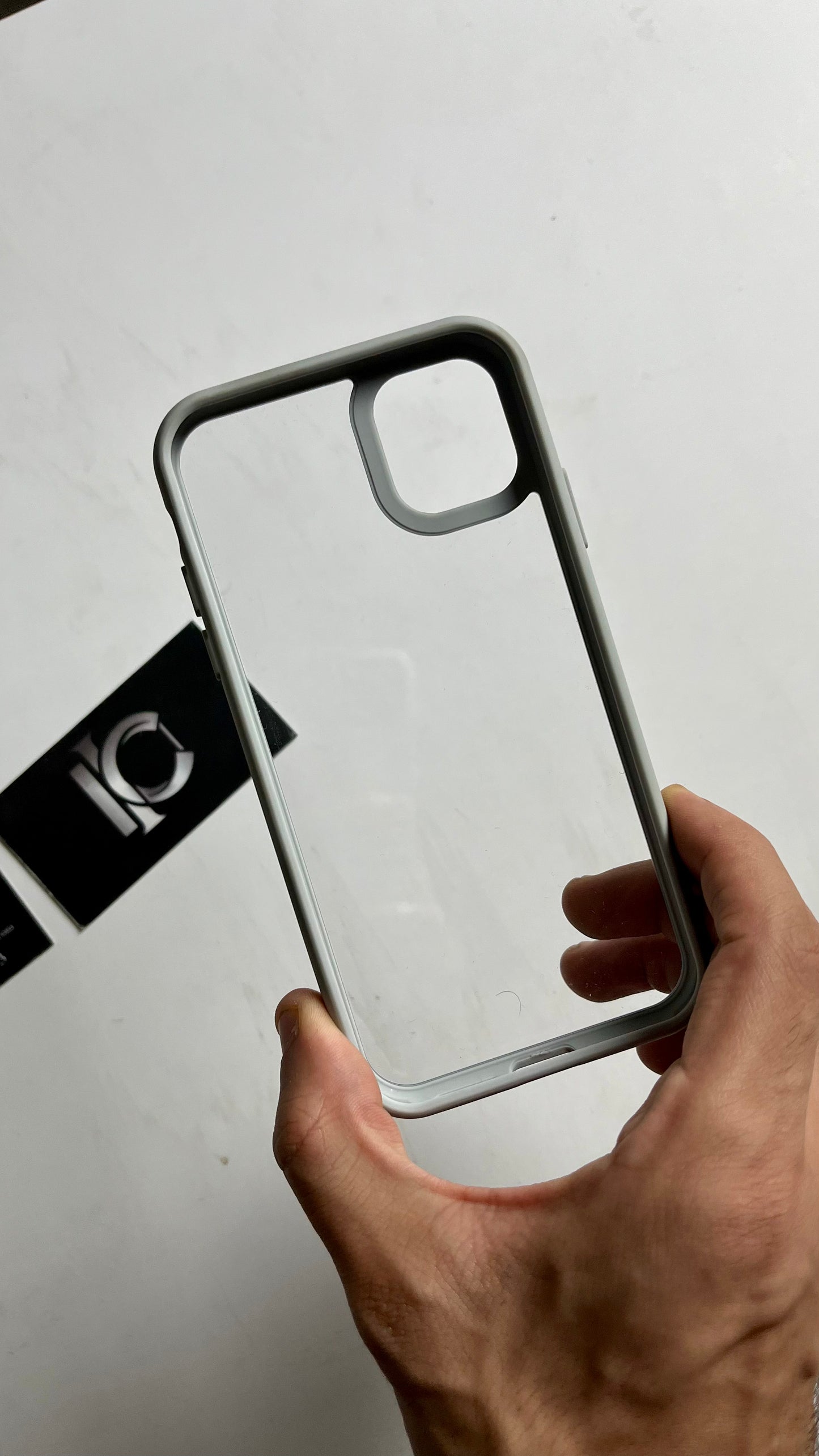 TRANSPARENT ACLIYRCE Silicone Case